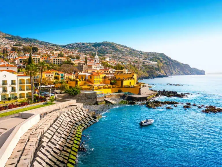 2025 葡萄牙黃金簽證完整指南！投資方式、申請條件懶人包一次看 葡萄牙風景