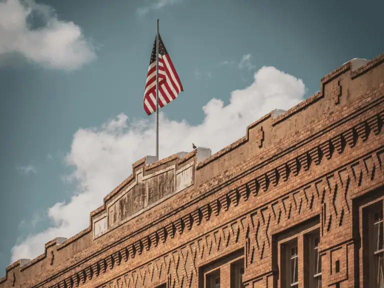 2026 美國移民攻略｜投資/親屬/就業三大方案解析+申請流程懶人包 美國